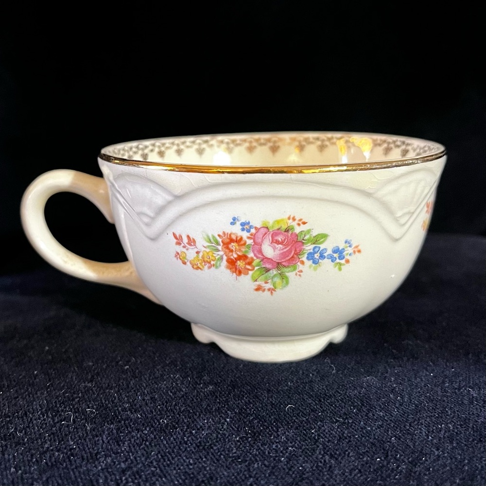 Vintage Homer Laughlin Teacup